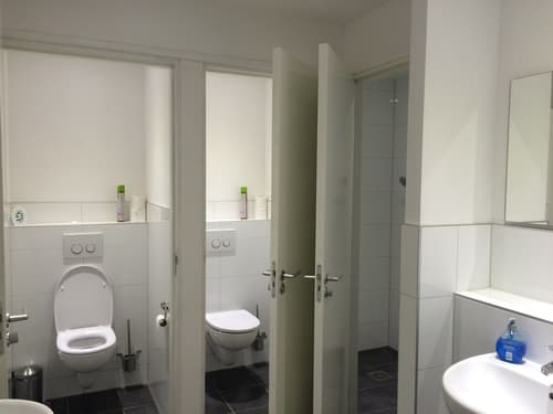 Sanitair_wc_01 Locatie | Hoeve de Bonte Kraai